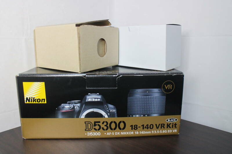 【元箱のみ】Nikon D5300 AF-S DX 18-140mm F 3.5-5.6G ED VR Kit キット ニコン 