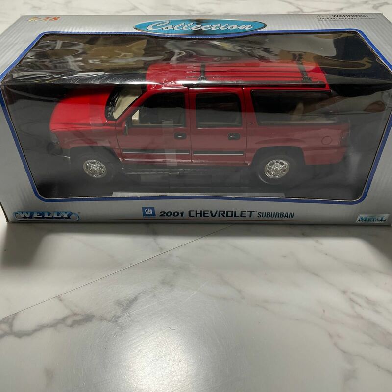 《箱付き》【1/18スケール】2001 Chevrolet Suburban Welly ウェリー ミニカー 模型 コレクション放出 シボレー Chevy GM レッド 赤色