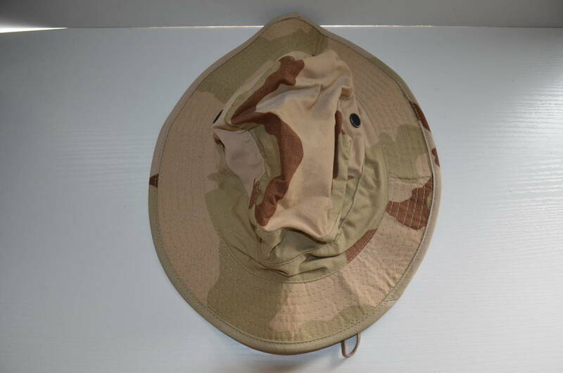 デッドストック USA製 US.ARMY バケットハット カモフラ サンド 迷彩 茶 ハット 帽子 71/4（約57.7cm）未使用 バードウォッチング