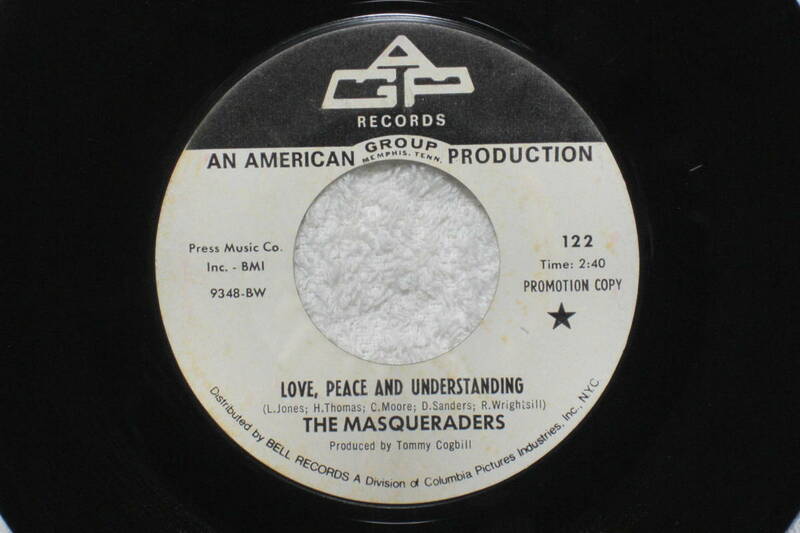 USシングル盤45’　The Masqueraders　：　 Love, Peace And Understanding （AGP Records 122 )　Promo 