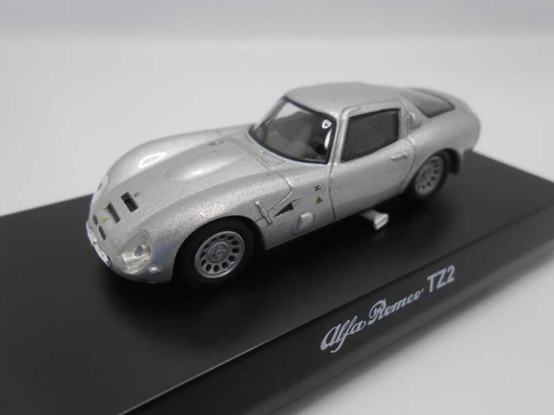 1/64　京商　アルファロメオ　Alfa Romeo　TZ2　シルバー　コレクション　ミニカー　 