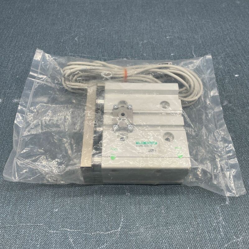 527 未使用品 CKD STGMQ-3225-R ガイド付きシリンダー