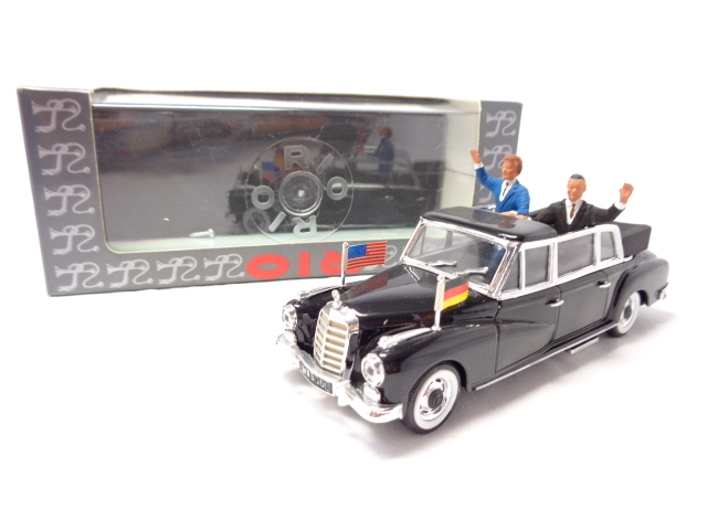 RIO 120 MERCEDES BENZ 300 Limousines 1963 WITH KENNEDY AND ADENAUER リオ メルセデスベンツ（箱付）送料別
