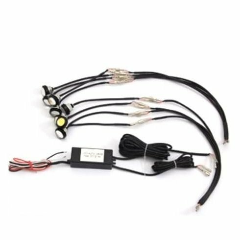 新品★MAVERICK 車用 12V 埋め込み式 LEDスポットデイライト 8灯 ホワイト カー用品 HL-03