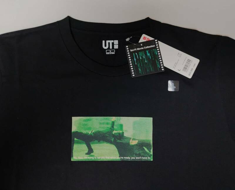 2020 UNIQLO UT SF映画コレクション『The Matrix』丸首 半袖 黒 前後プリント Neo弾丸避け コード L・チェスト96-104cm※未使用品/タグ付き