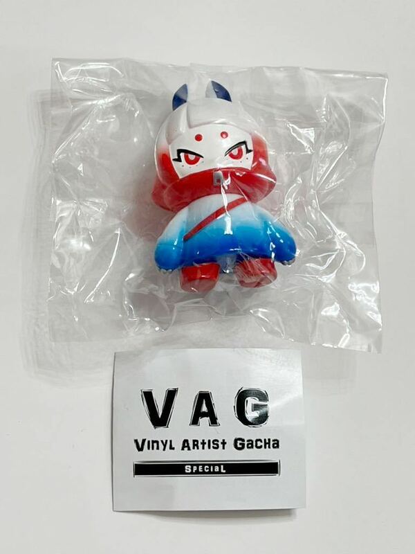 VAG SPECIAL デンシコウサギ 青赤 VINYL ARTIST GACHA SPECIAL 海洋探査ロボット デンシウサギ 未開封品 ソフビ ガチャ フィギュア HAKURO