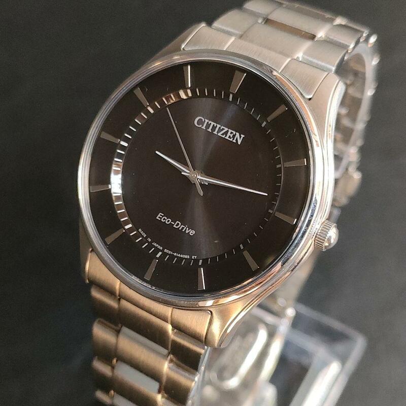 極美品【稼働品】CITIZEN　シチズン　E031　ブラック　シルバー　ソーラー