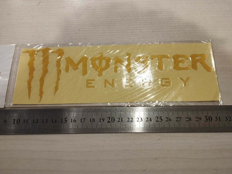 モンスターエナジー　ステッカー　車ステッカー　バイクステッカー　スノボステッカー　monster energy 　moto 　ゴールドカラー