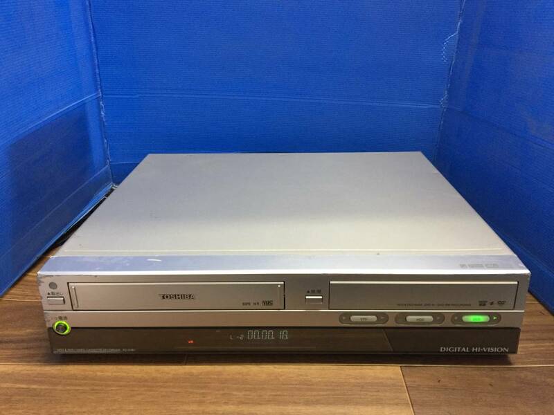 東芝 RD-XV81 VHS/HDD/DVDレコーダー 中古品186