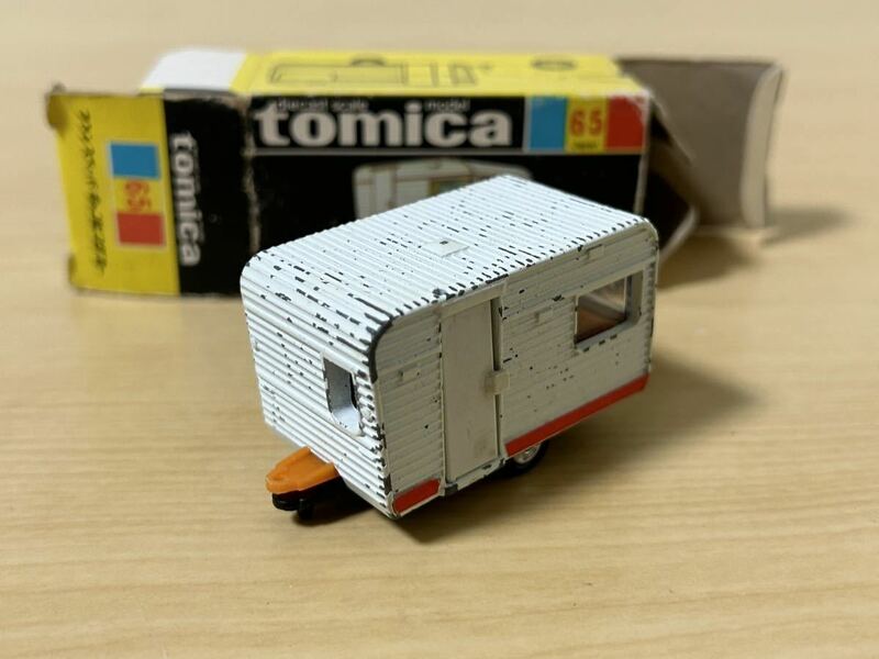 Tomica French Bed Camper