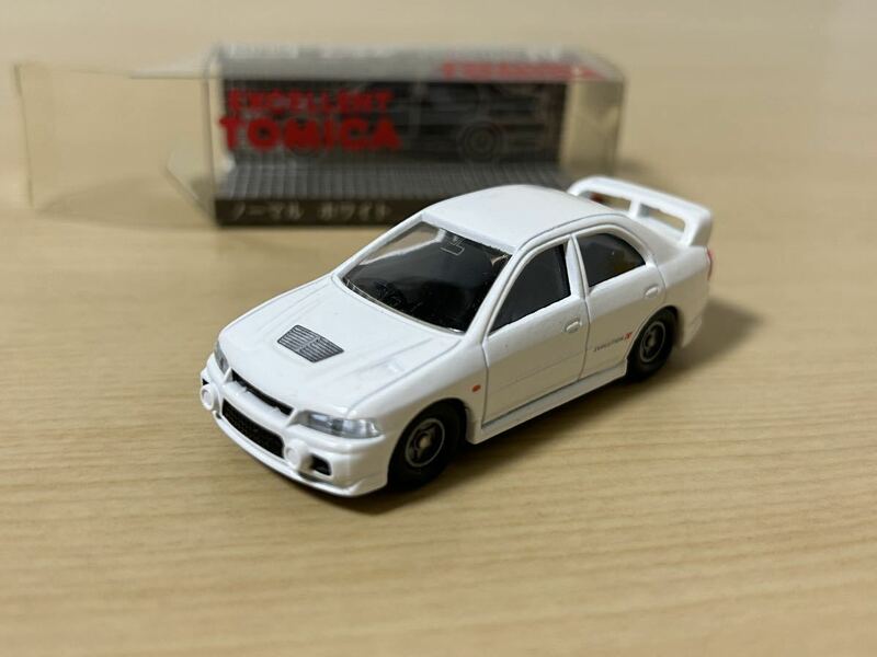 Tomica Excellent MITSUBISHI LANCER GSR EVOLUTION IV