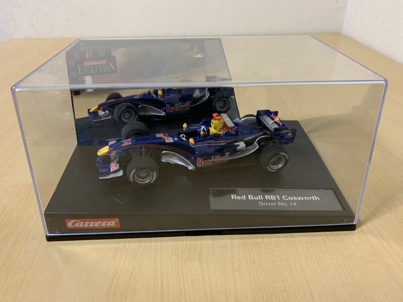 Slot car 1/32 Red Bull RB1 Cosworth Driver