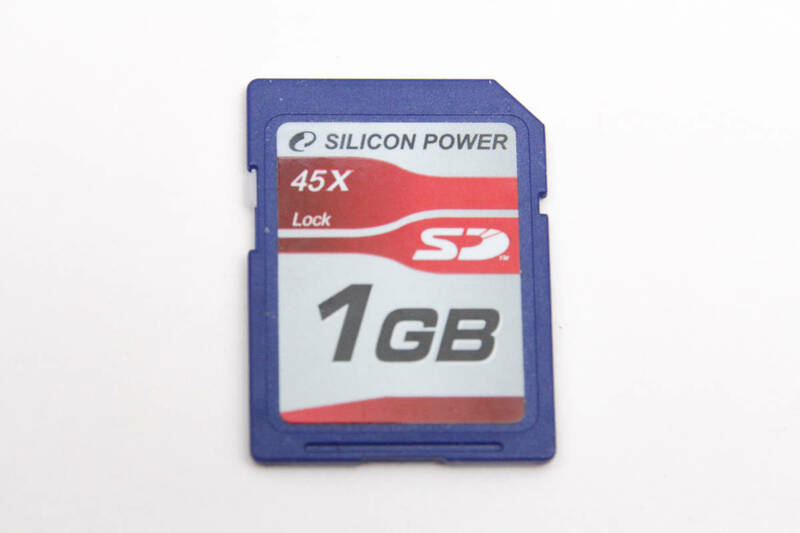 1GB SD カード　SILICOM POWER 45X