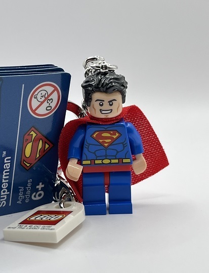送料無料　即決　新品　LEGO　レゴ　キーリング　キーホルダー　スーパーマン　スーパーヒーローズ　　ミニフィグ
