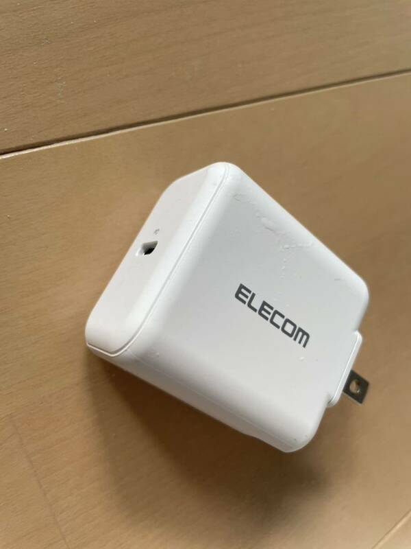 ELECOM/エレコムMPA-ACCP17WH AC 充電器 USB PD 20W/タイプC