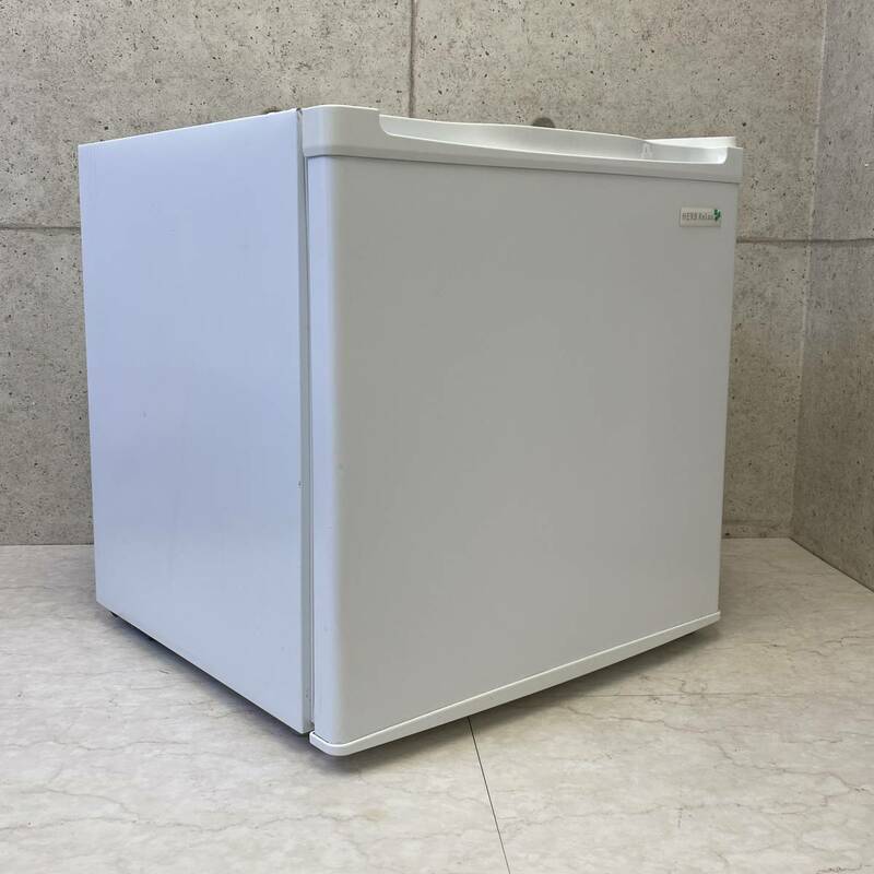【最終値下げ】1ドア冷蔵庫 YRZ-C05B1 ヤマダ電機 45リットル 19年製 ホワイト 一人暮らし 台下 ワンルーム 動作品 A1129-9
