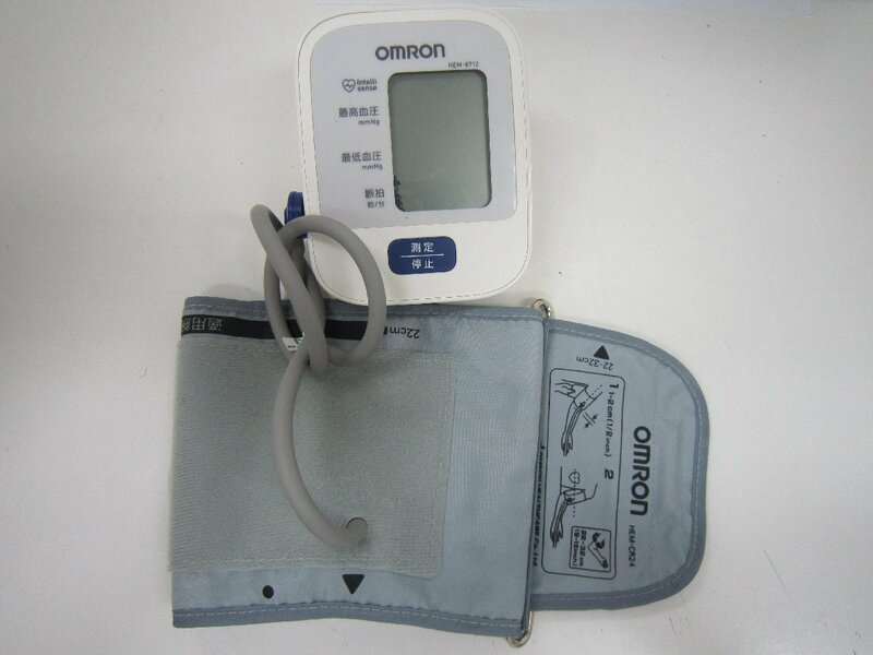 ♪オムロン　上腕式血圧計　HEM-8712　中古