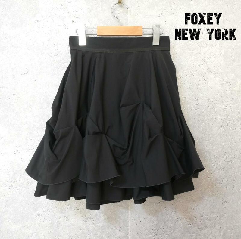 美品 FOXEY NEW YORK フォクシーニューヨーク サイズ38 ナイロン系 膝丈 フリーダムスカート フレアスカート 黒 ブラック