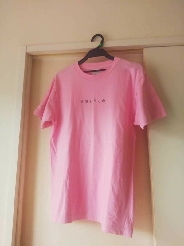 一度着用☆エックスガール☆ロゴ刺繍のTシャツ☆X-girl☆サイズ1にしてはゆったりしたサイズ感☆ピンク