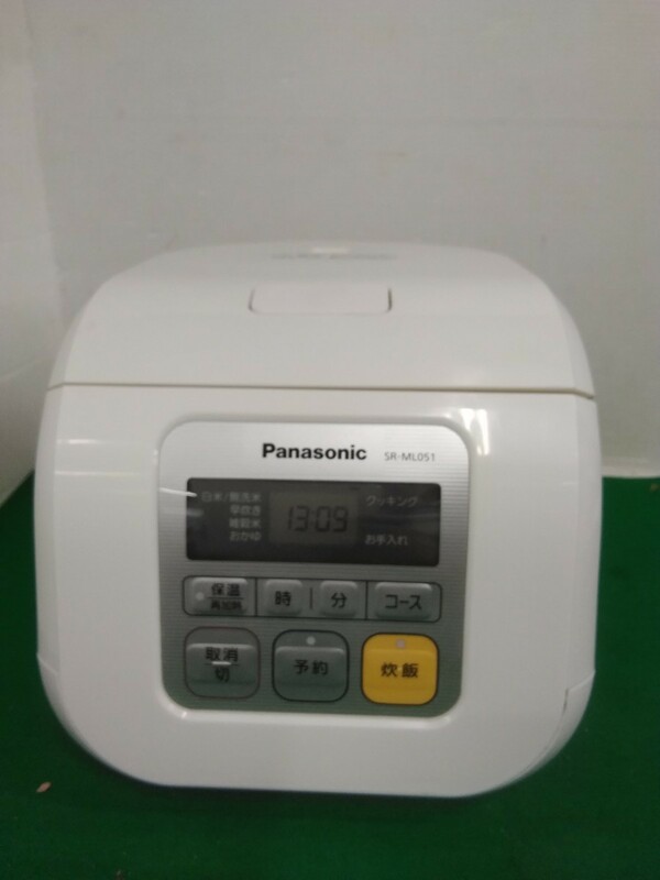 g_t Q932 Panasonic電子ジャー炊飯器0.54L(SR-ML051(Ｗ))★家電★キッチン★炊飯器★IH☆パナソニック