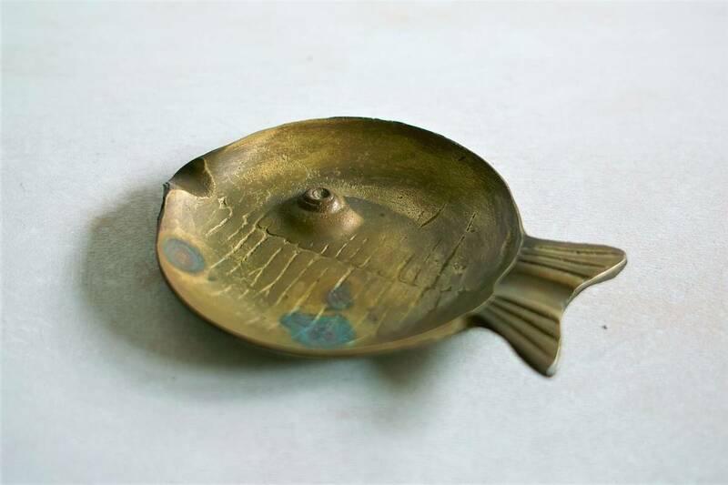 [8611]真鍮 トレイ ヴィンテージ シャビー シック 魚 エイジング アンティーク アッシュトレイ 灰皿 