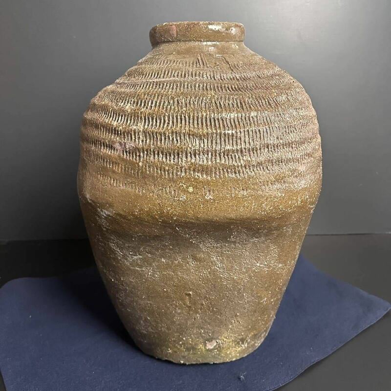 [KJ301] 古い壺 瓶 紹興酒 壺 大壺 高さ約47cm 水瓶 花瓶 骨董品 古美術 置物 時代物