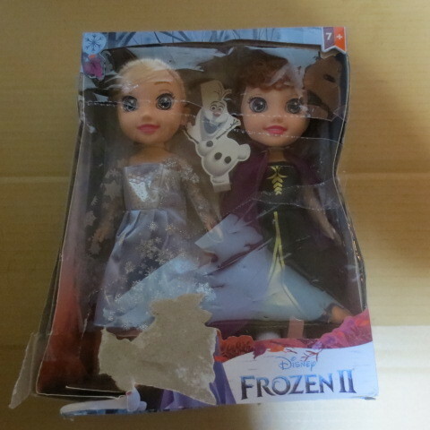 ディズニー　FROZENⅡ　アナと雪の女王　アナ＆エルサ　人形　24㎝