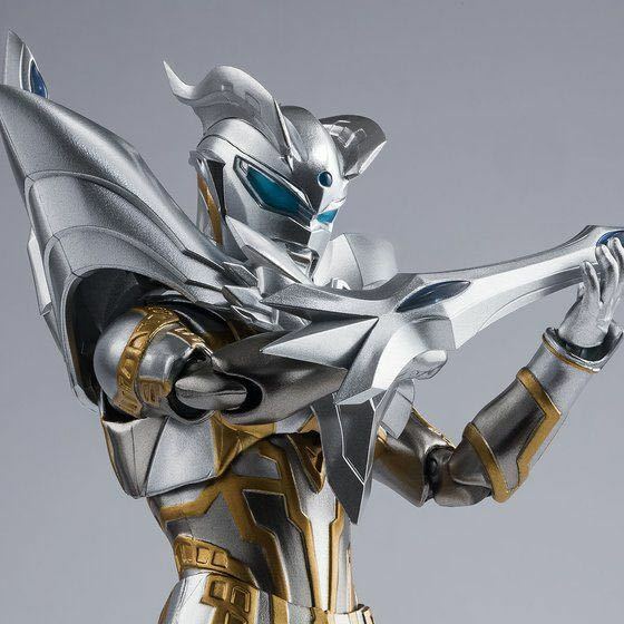 新品 輸送箱 未開封 S.H.Figuarts ウルティメイトシャイニングウルトラマンゼロ フィギュアーツ フィギュア ウルトラマンゼロ