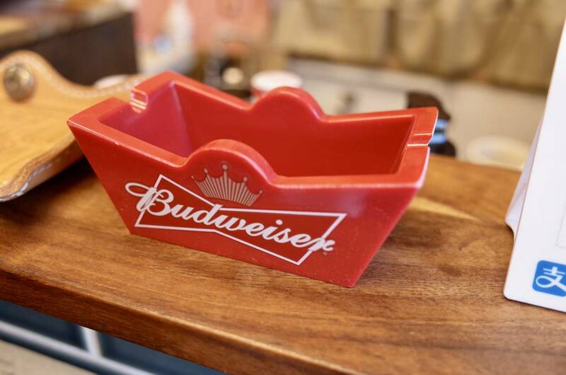 新品　BUDWEISER バドワイザー　灰皿　Ashtray BAR 店舗 お酒　ビール　カウンター インテリア アメリカ　カフェ