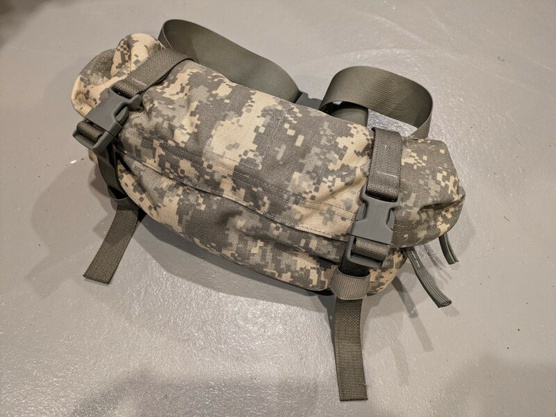 DEADSTOCK! 米軍 2006年 ウエストポーチ MOLLEⅡ デジタルカモ VINTAGE ビンテージ ツーリング などに！ ウエストバッグ ショルダー デッド