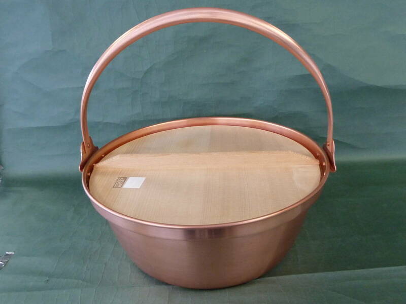 銅山菜鍋　３６ｃｍ　直径３７．５ｃｍ深さ１４．５ｃｍ　木蓋付　銅製　新品