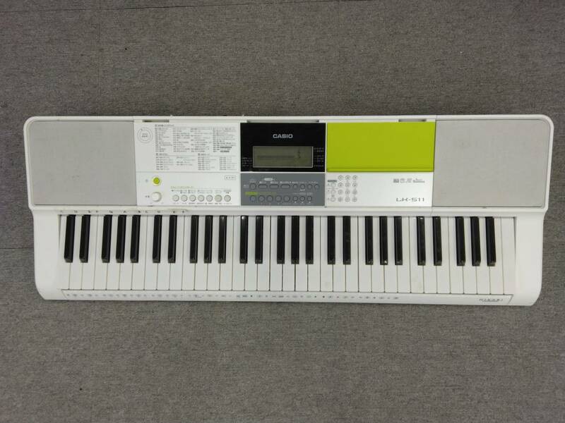 M708 新32 現状品　CASIO　LK-511　電子キーボード　光ナビゲーション　18年製　カシオ　電子ピアノ　鍵盤楽器　1/18