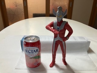 ウルトラマンタロウ　　ソフビフィギュア　　身長約２４センチ　　バンブレスト