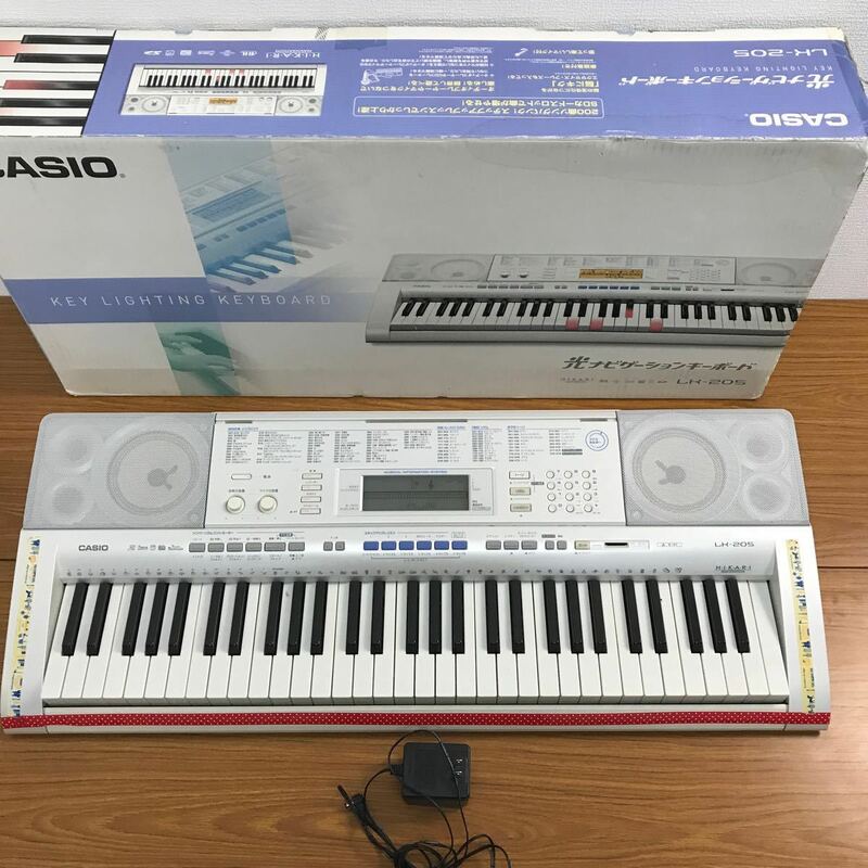 〈DK93〉CASIO カシオ 光ナビゲーションキーボード　LK-205 電子ピアノ 電子キーボード 鍵盤楽器