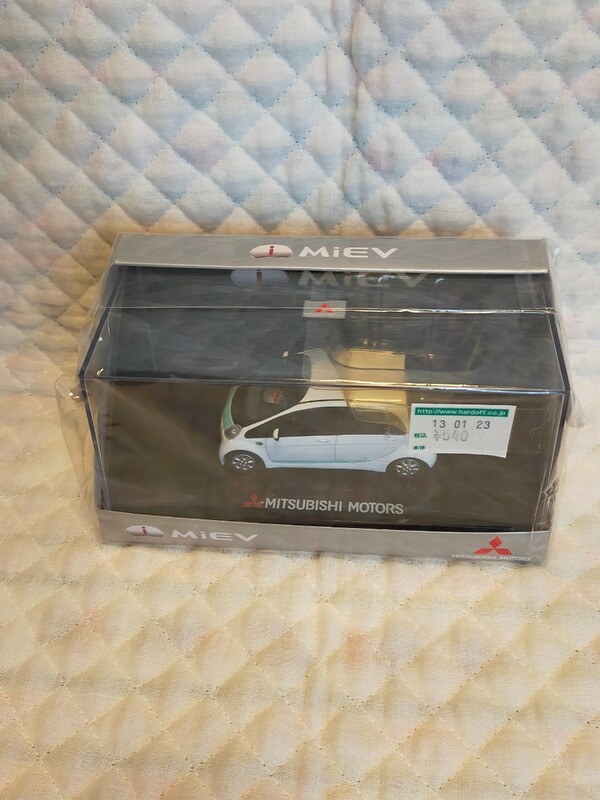 ｉ ＭｉＥＶ　MITSUBISHI MOTORS　三菱　ミニカー　ホワイト×ミントグリーン　非売品　未開封