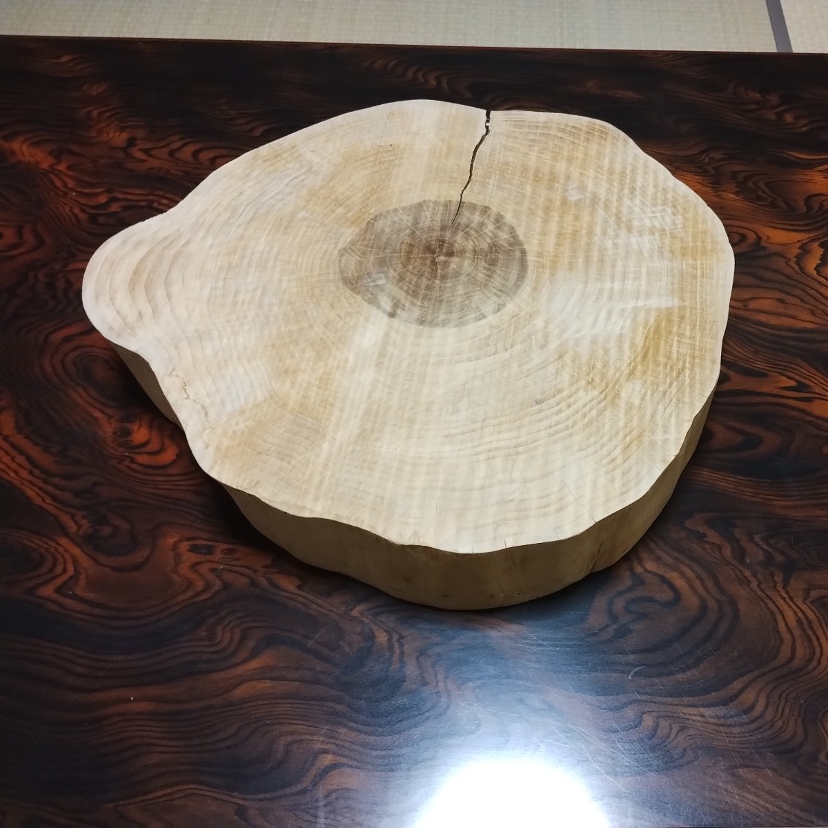 新品未使用即決あり！板前用まな板　最大幅約45cm　厚み約8.7cm 重量約6.4kg イチョウの木