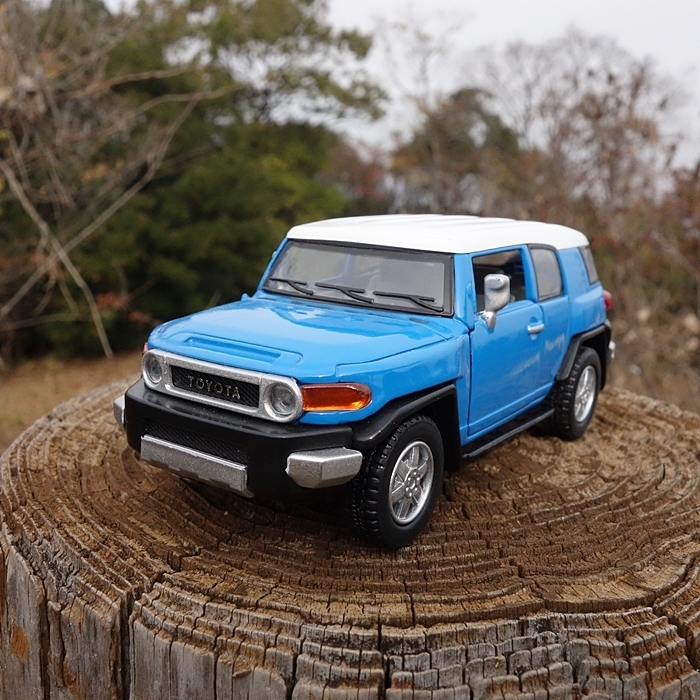 【送料350円】 トヨタＦＪクルーザー ミニカー 1/36 ４ＷＤ ＢＬ アメリカ ＴＯＹＯＴＡ