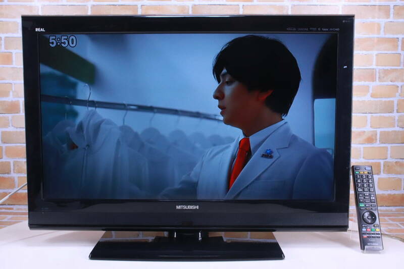 液晶テレビ 32インチ MITSUBISHI REAL LCD-32CB1 リモコン/B-CAS(赤)付き 2011年製 中古品 地デジ/BS/CS■(Z3090)