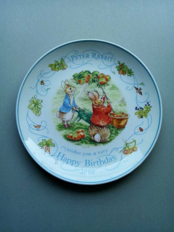 【箱付き】Birthday Plate　Peter Rabbit Happy Birthday 2000　WEDGWOOD　Made in ENGLAND