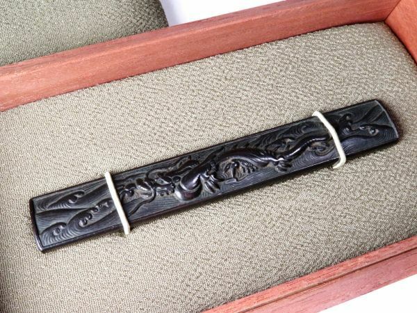 【6595】刀装具　当時　オリジナル（短刀・刀）　赤銅　雲龍　彫金　小柄（初品・買取品）