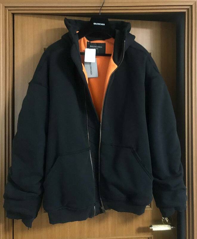 【新品、付属品完備、2023】Balenciaga Bomber Hoodie/バレンシアガ ボンバーフーディ/720497 TNVF7/サイズXS/オーバーサイズ