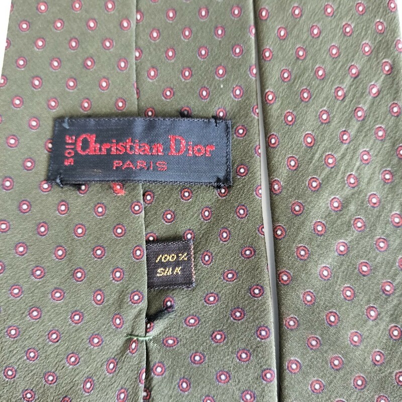 Christian Dior(クリスチャンディオール)緑赤小丸ネクタイ