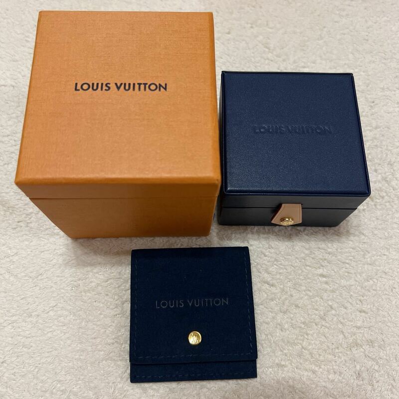 ルイヴィトン　ネックレス　空箱　BOX 空き箱　箱　化粧箱　LOUIS VUITTON ヴィトン　アクセサリー　ネックレスケース　ケース