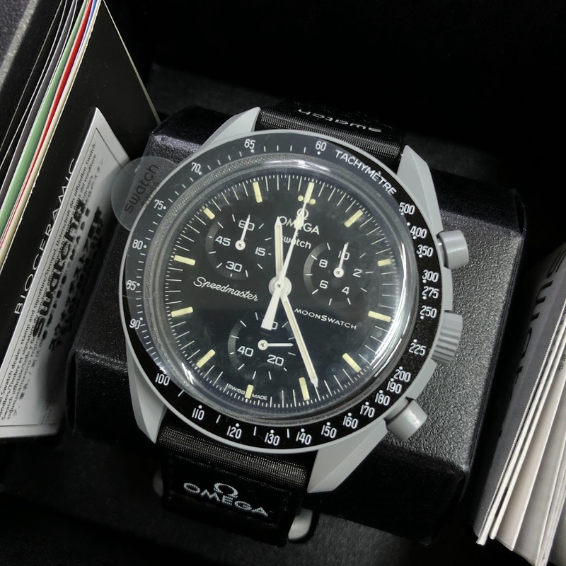 【231723】未使用 スウォッチ × オメガ SO33M100 QZ スピードマスター ミッショントゥザムーン バイオセラミック 黒文字盤 メンズ腕時計