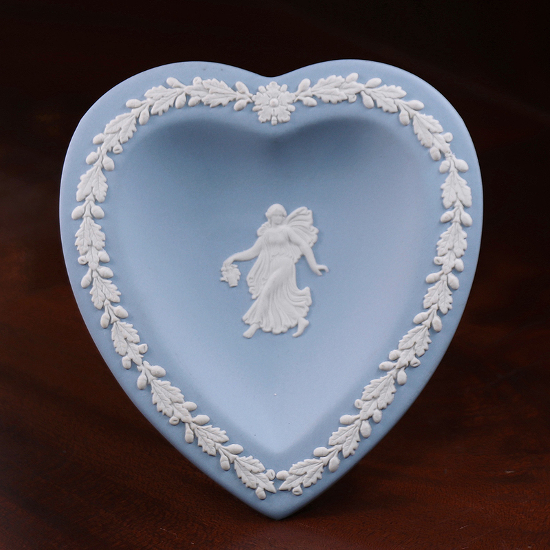 【開】英国王室御用達『ウェッジウッドWedgwood』 ブルージャスパー ハートピンディッシュ テーブルウェア ST24