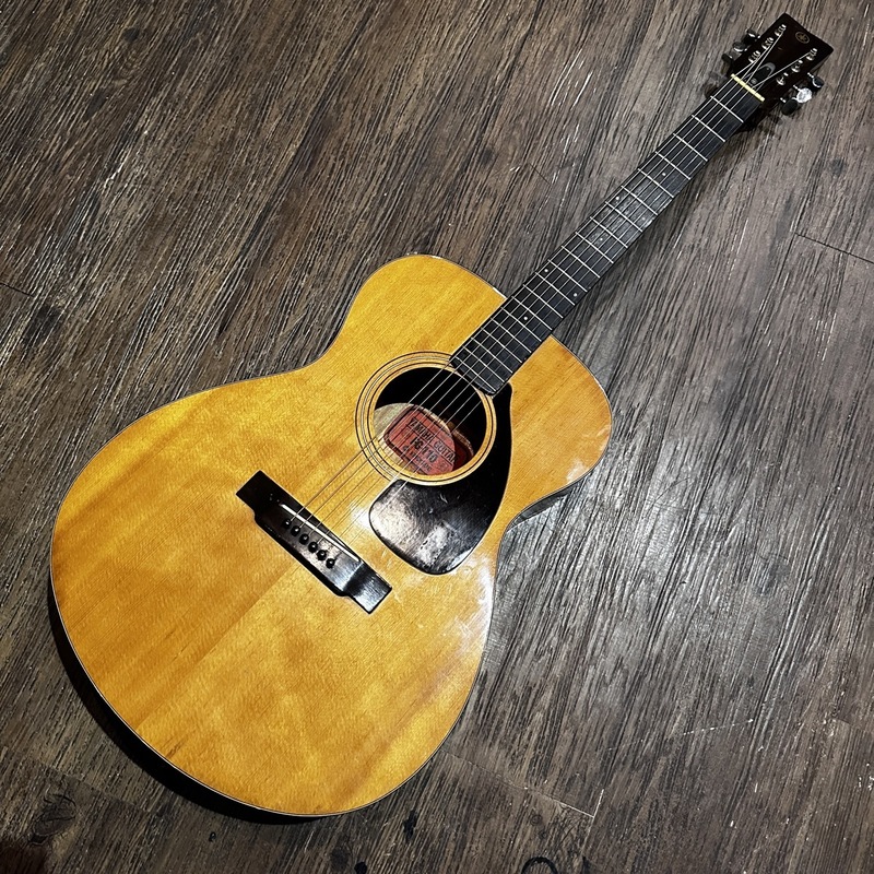 Yamaha FG-110 Red Label Acoustic Guitar アコースティックギター ヤマハ -z978