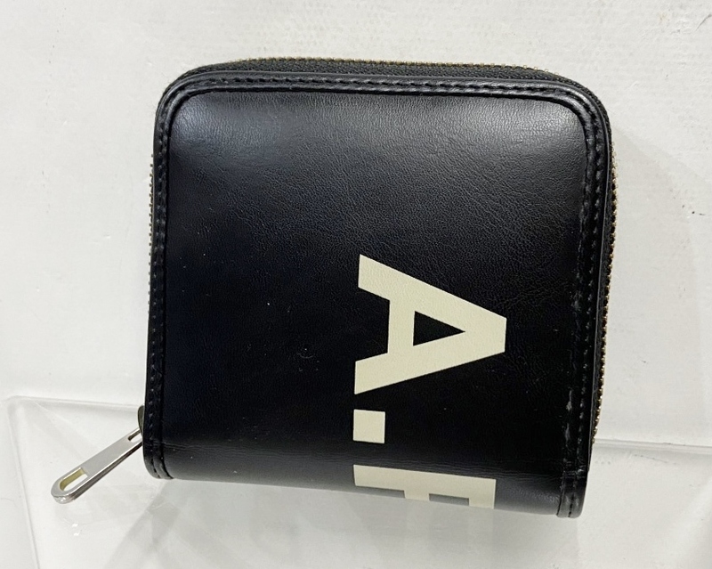 A.P.C. アーペーセー ロゴプリント ラウンドファスナー 二つ折り財布 ブラック ウォレット 札入れ 小銭入れ カードケース