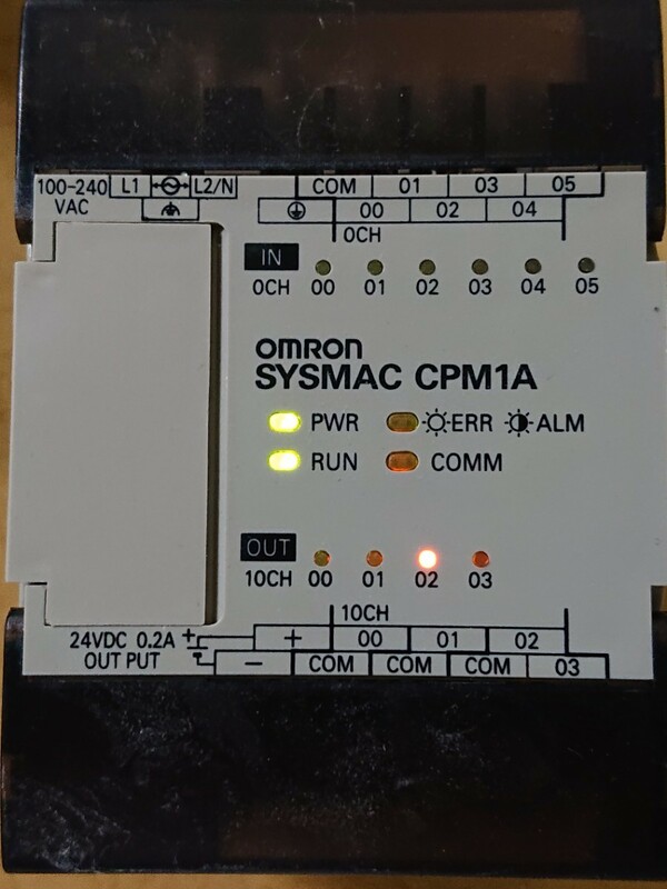 中古品 オムロン プログラマブルコントローラー CPM1A-10CDR-R OMRON