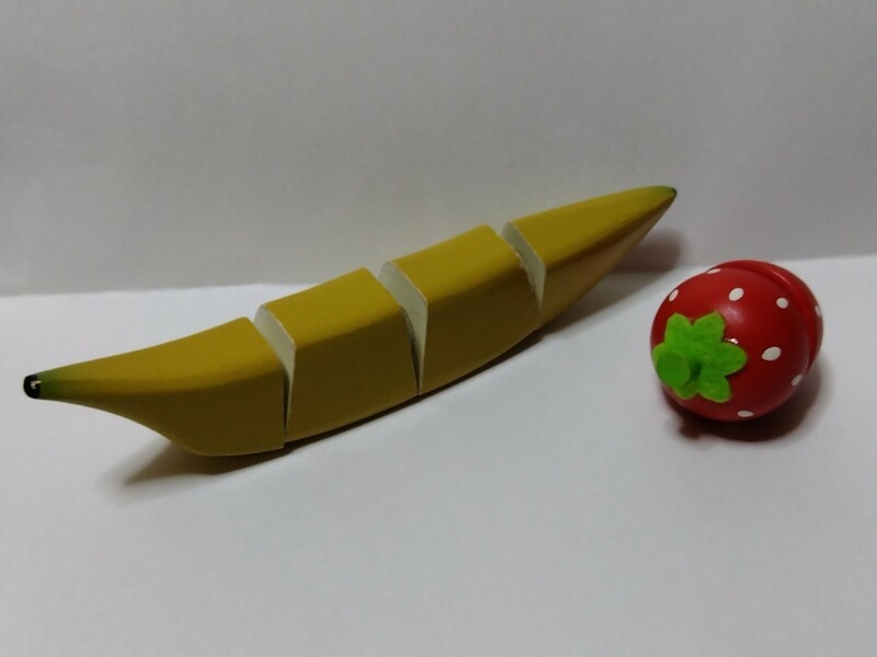 マザーガーデン　 木製玩具　バナナといちごのセット　果物　マジックテープ仕様　食べ物　野いちご　おままごと