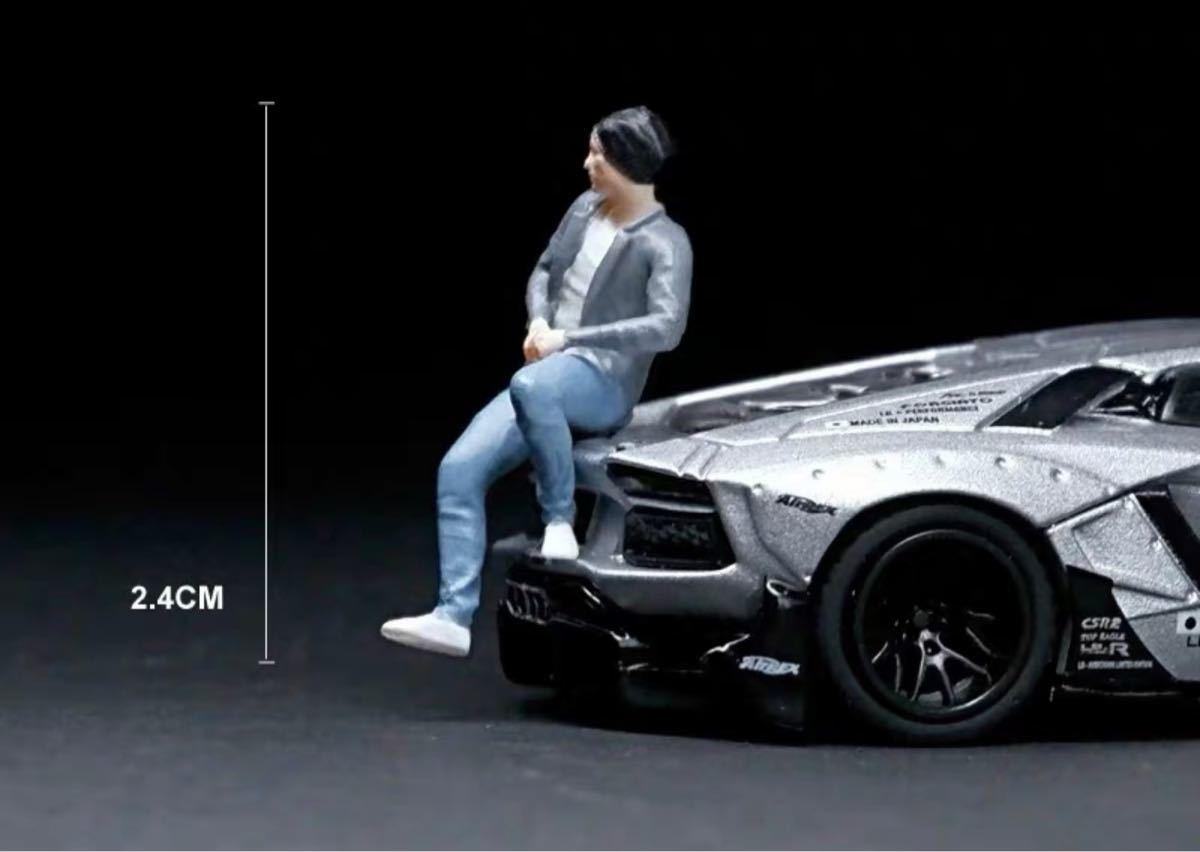 ★レア★ 1/64 模型　男性　人形　フィギュア モデル ミニカー等に　ガレージ等　ミニチュア　腰掛け